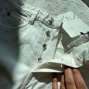 White cropped denim
